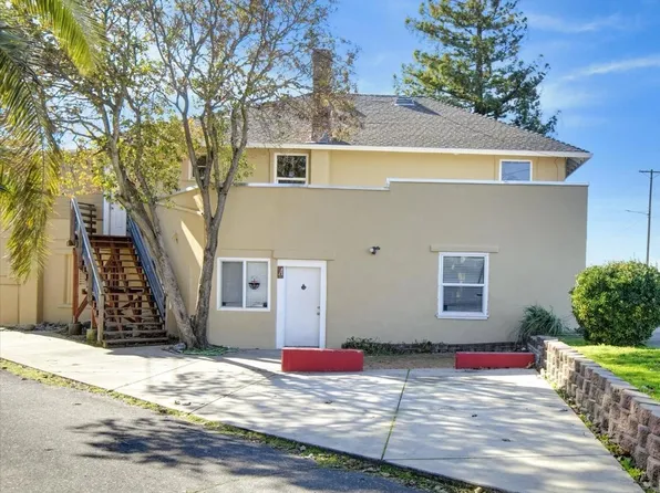 1011 Vernon St, Roseville, CA 95678