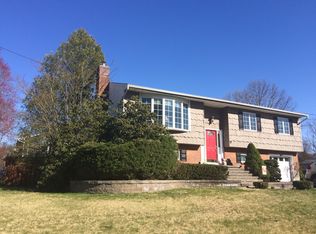 16 Fonda Dr, Stony Pt, NY 10980