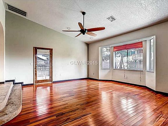 4th image of 5575 Bisset Ave