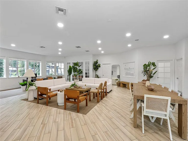 Sabal Pointe — Photo 15