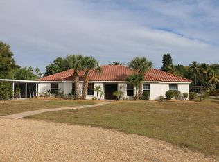 220 Capstan Dr, Cape Haze, FL 33946
