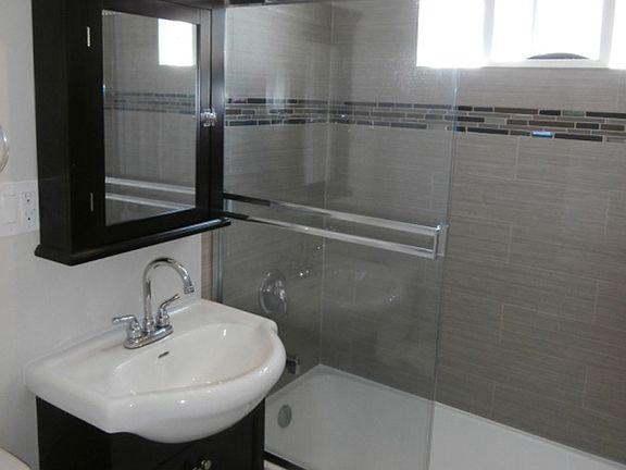4th image of 11022 Aqua Vista St APT 1