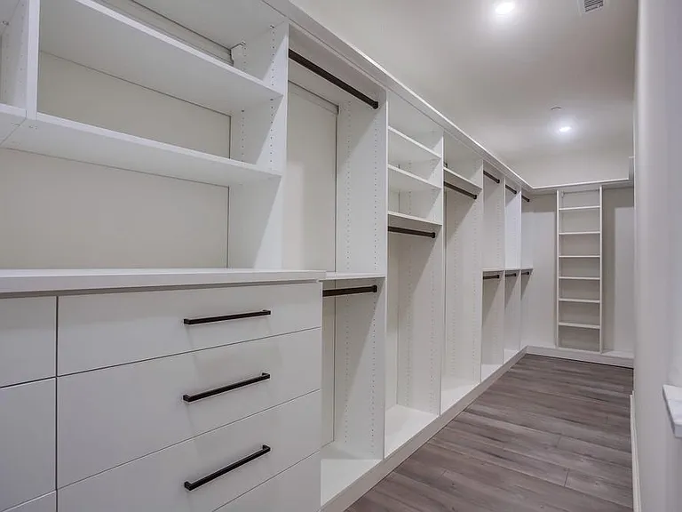 693 Gemstone Dr — Photo 35