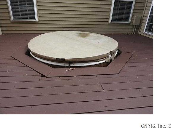 3rd image of 6211 Alletta Cir