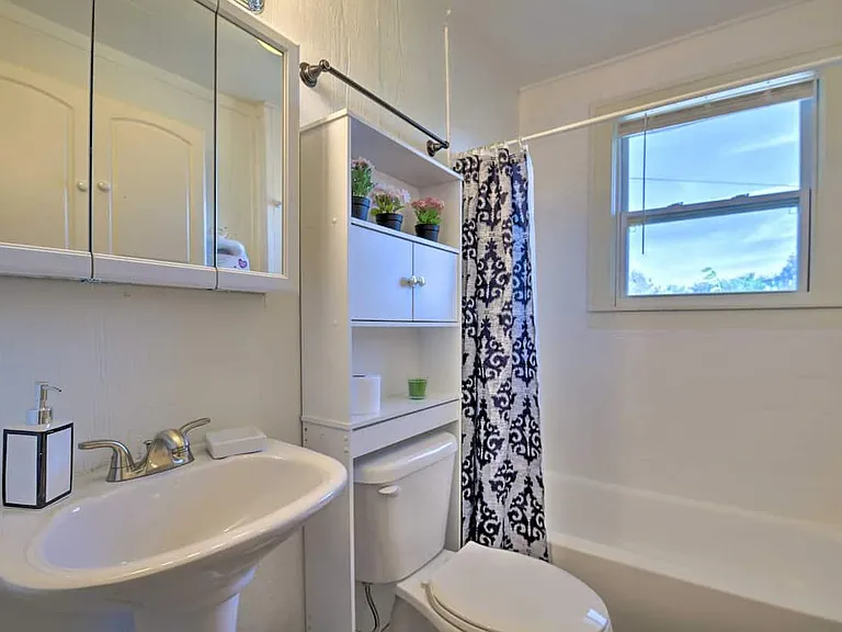 410 SW 4th Ave #C — Photo 11