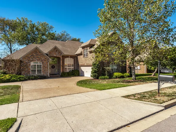 104 Keene Valley S, Hendersonville, TN 37075