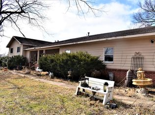 19256 Locust Ln, Carthage, MO 64836