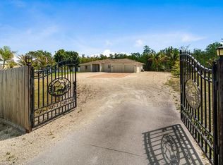 11490 Trinity Pl, Naples, FL 34114