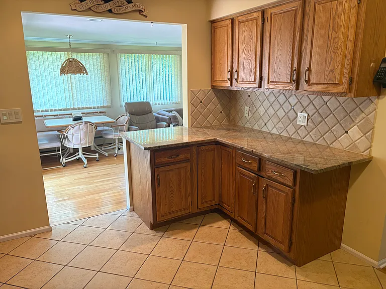 254 Manor Blvd — Photo 13