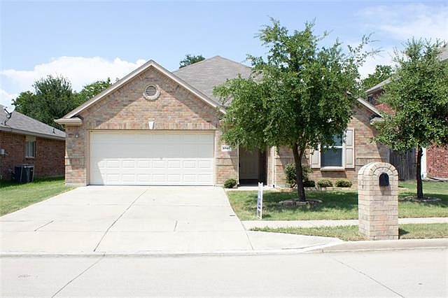 1st image of 6949 Sylvan Meadows Dr