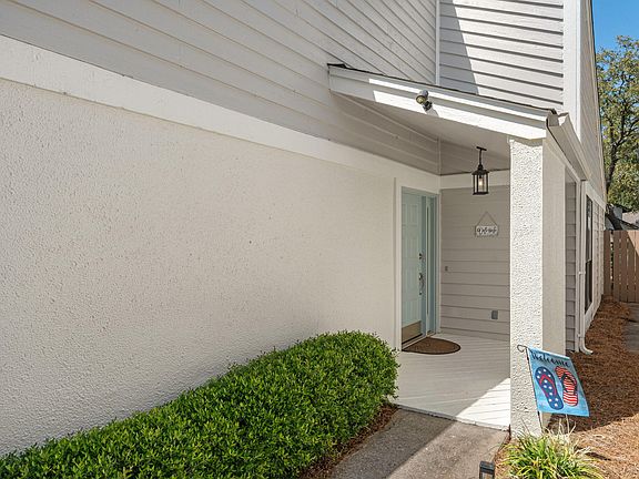 5th image of 329 Latrium Cir