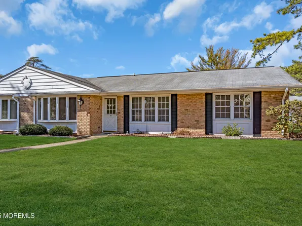 23D Gramercy Lane, Manchester, NJ 08759