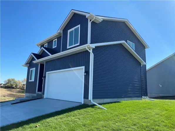 1707 Ashwood Ave, Norwalk, IA 50211