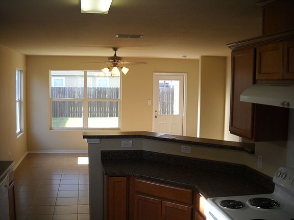 331 KIKA DE LA GARZA ST.