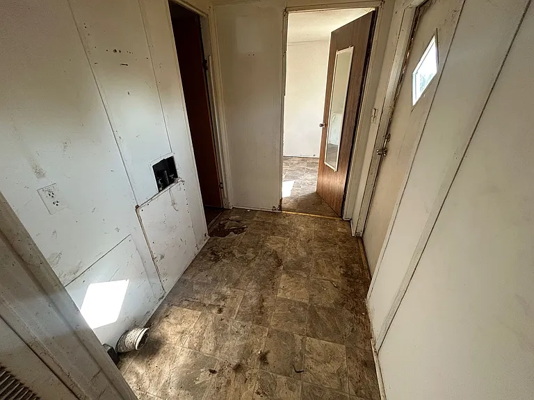312 Reid Ct — Photo 8