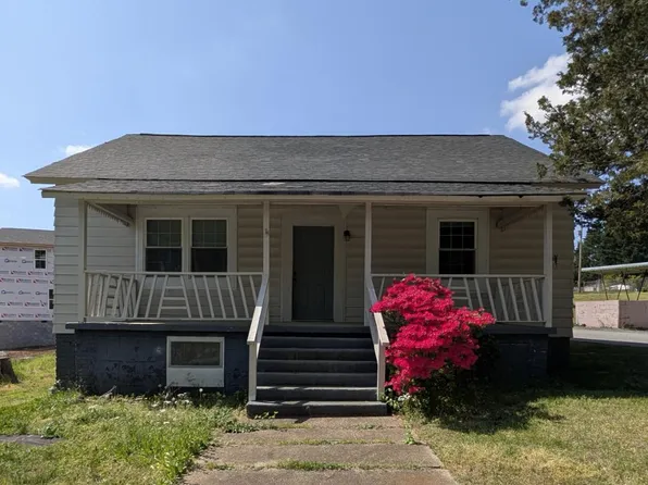 429 Pennsylvania Ave, Greer, SC 29650