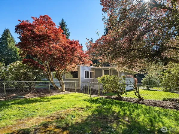 6037 NE BLAKELY Avenue, Bainbridge Island, WA 98110
