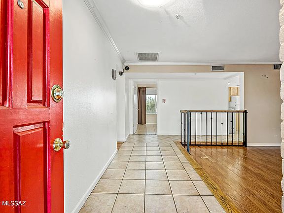 3rd image of 2200 S Avenida Los Reyes