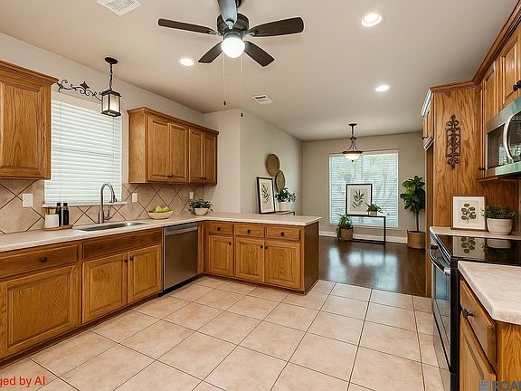 4th image of 6959 Elm Park Ln