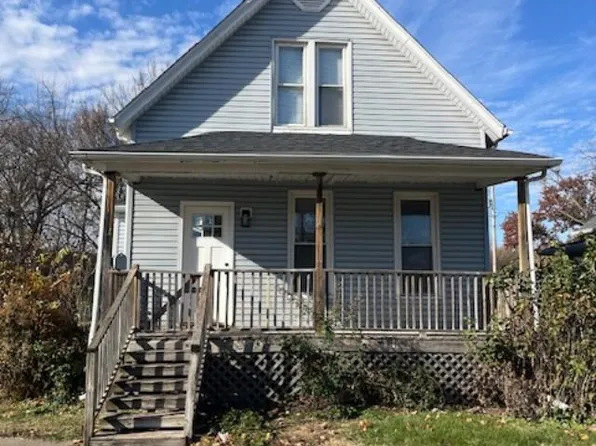 606 Wilkes Ave, Davenport, IA 52802