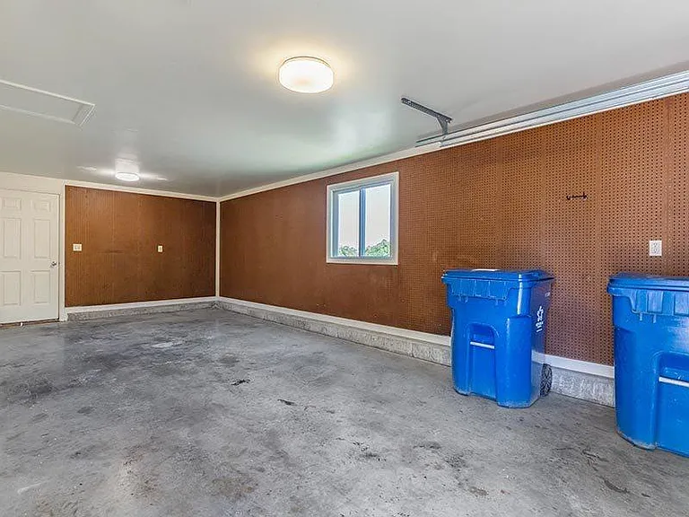 NAVSTA Newport Family Homes — Photo 25