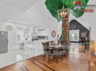 1116 N 13th St, Milwaukee, WI 53233