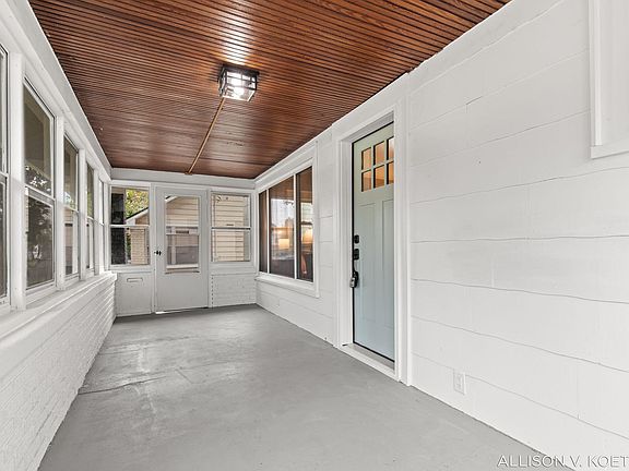 5th image of 1624 Martindale Ave SW