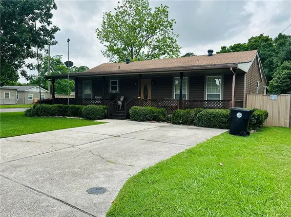 319 Huntlee Dr, New Orleans, LA 70131