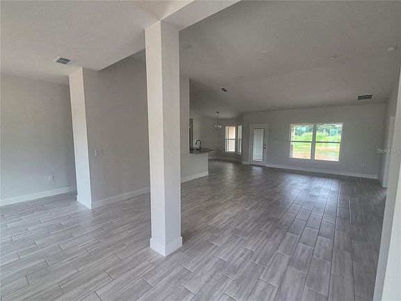 5th image of 36861 Hidden View Cir