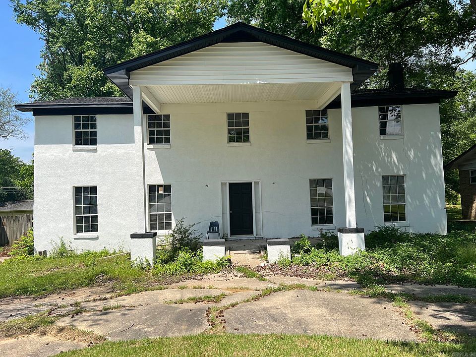 1st image of 1004 N Jeff Davis Ave
