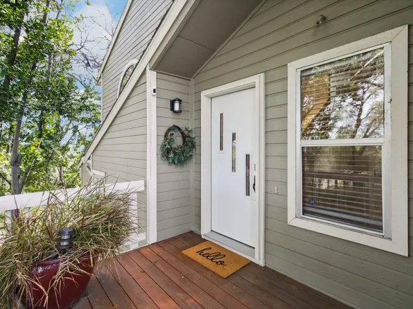 157 Valley Oak Dr, Roseville, CA 95678