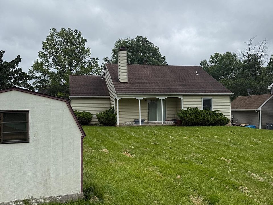2nd image of 2008 Quail Hollow Dr