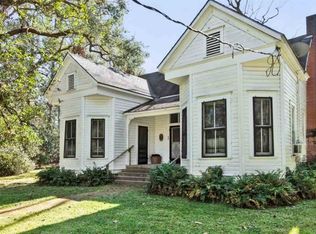 1045 Dogwood St, Kountze, TX 77625