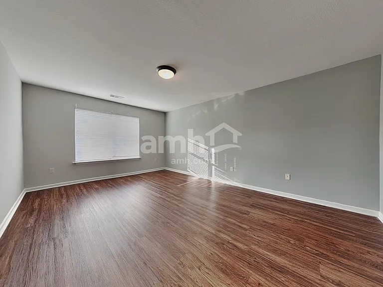 2400 Ancient Oak Ln — Photo 15