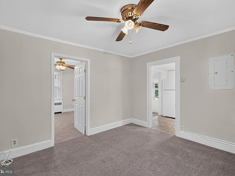 3901 Hampden St — Photo 17