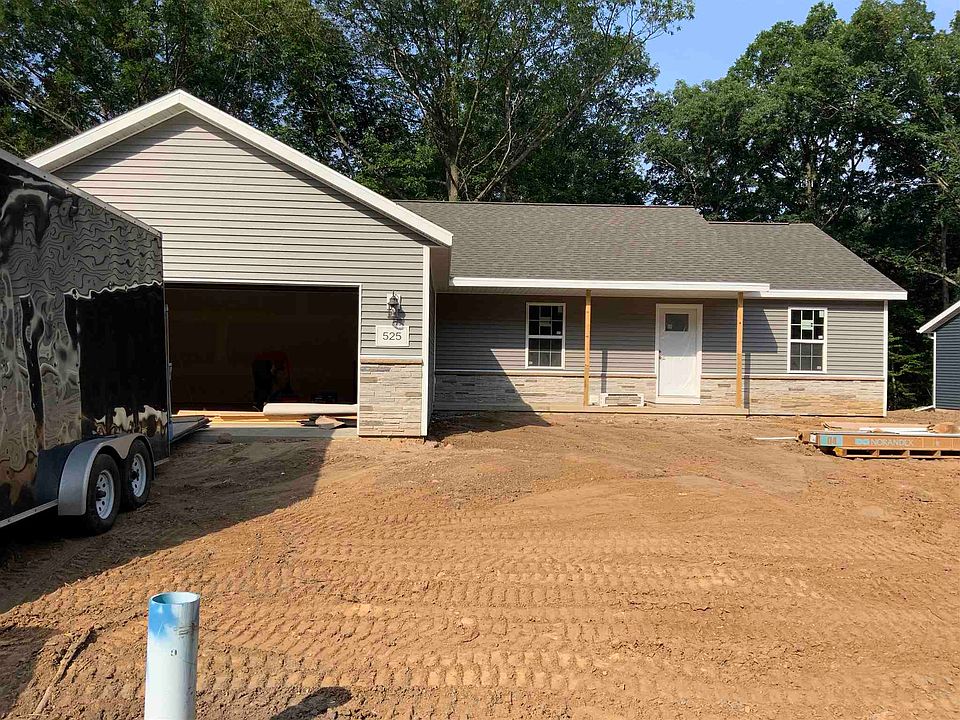 1st image of 525 Woodland Cir