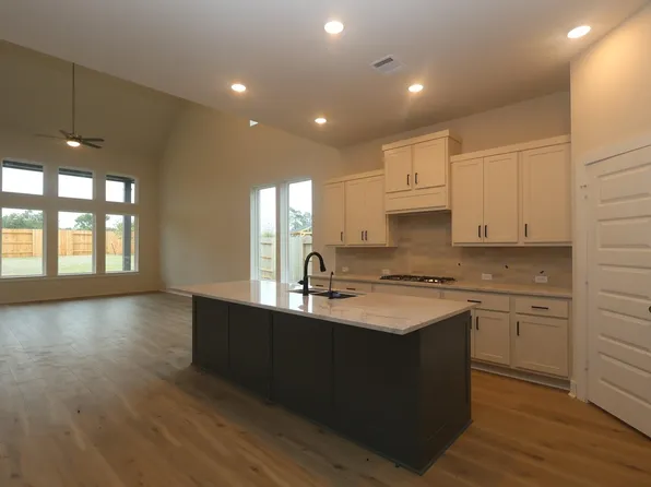14904 Clover Meadow Ln, Montgomery, TX 77316