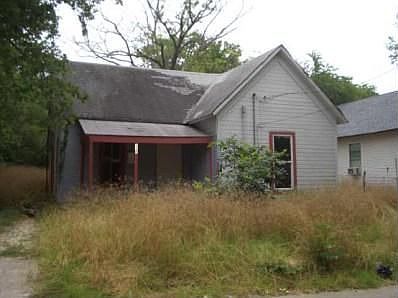 1st image of 110 Chenault St