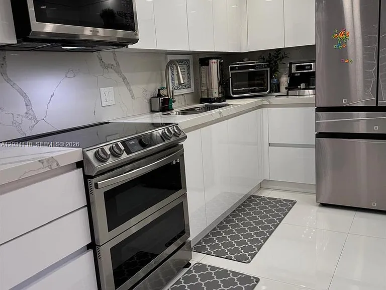 3800 S Ocean Dr #311 — Photo 9