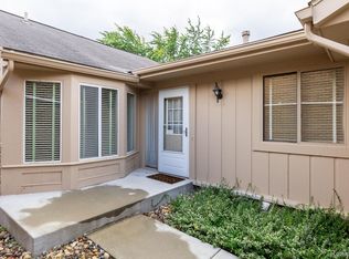 35559 N Heritage Ln, Farmington, MI 48335