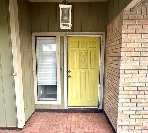 2nd image of 383 Sugar Grove Ln