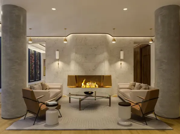 110 Charlton Street image 12 of 21