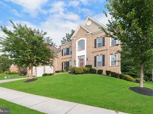 3902 Presidential Golf Dr, Upper Marlboro, MD 20774