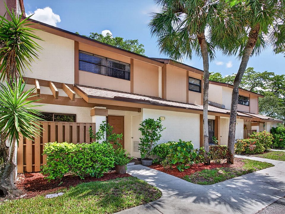 1st image of 4705 NW 30TH Street