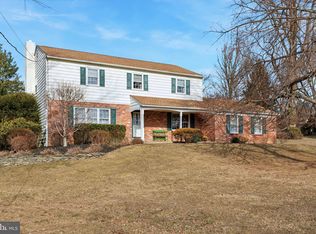 3260 Masons Mill Rd, Huntingdon Valley, PA 19006