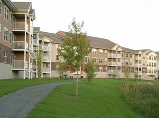 5670 Hadley Ave N APT 330, Oakdale, MN 55128