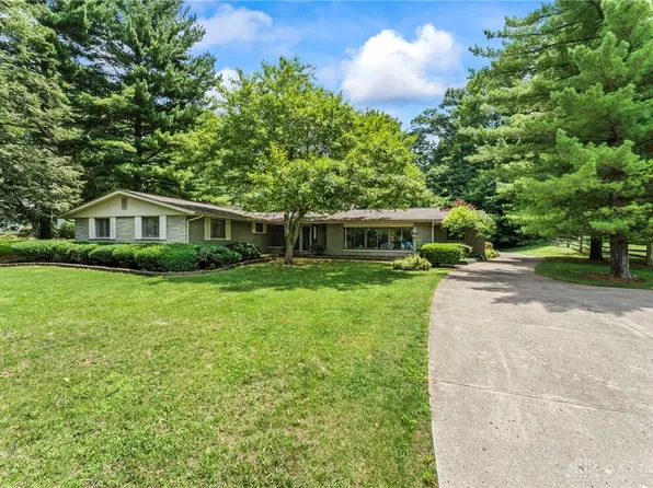 347 Winding Trl, Xenia, OH 45385