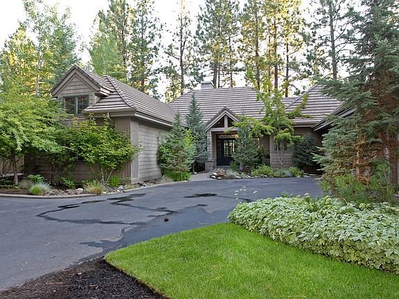 5th image of 19348 Soda Springs Dr