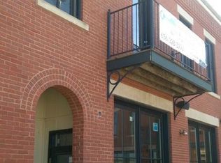 3249 Rue Royale APT 2, Saint Charles, MO 63301