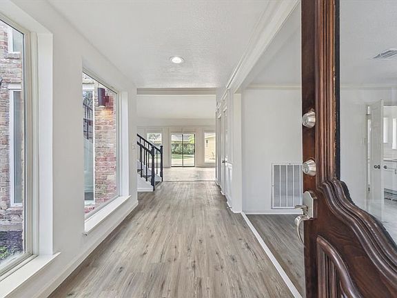 5th image of 3407 Stoney Oak Dr